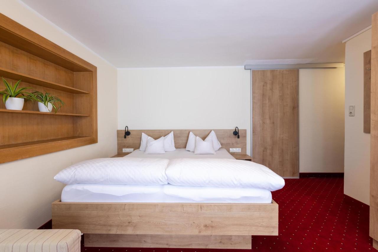 Falkner Appartement Resort Längenfeld Eksteriør bilde
