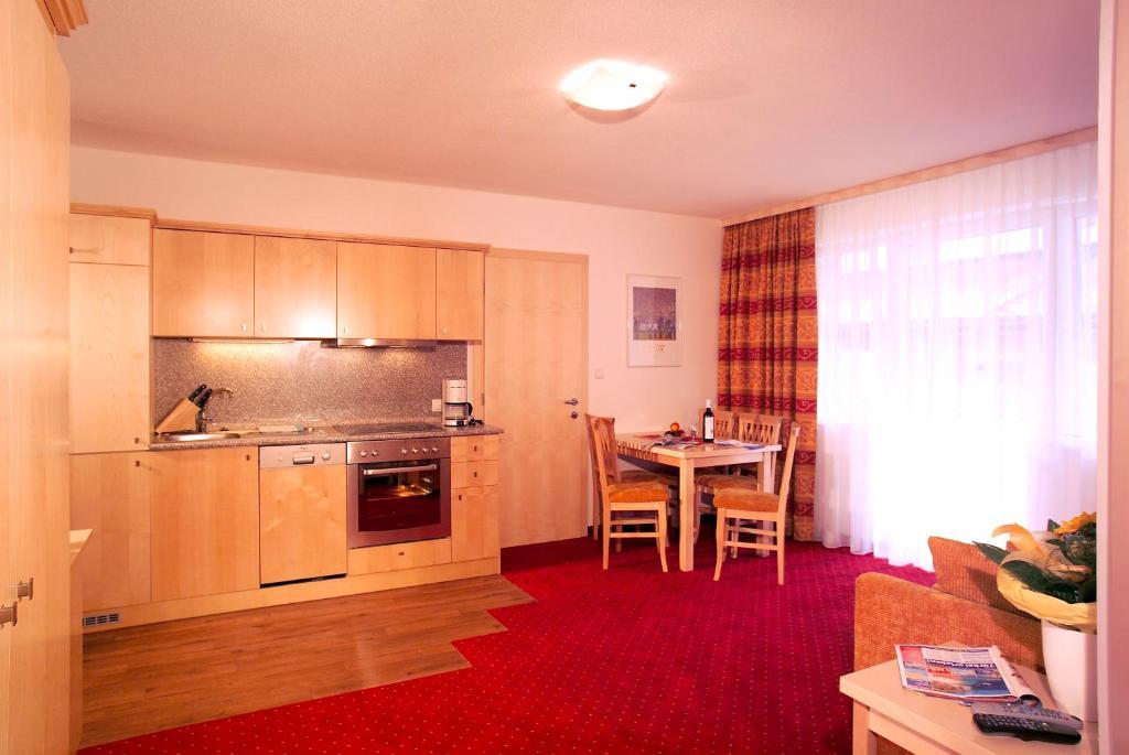 Falkner Appartement Resort Längenfeld Rom bilde