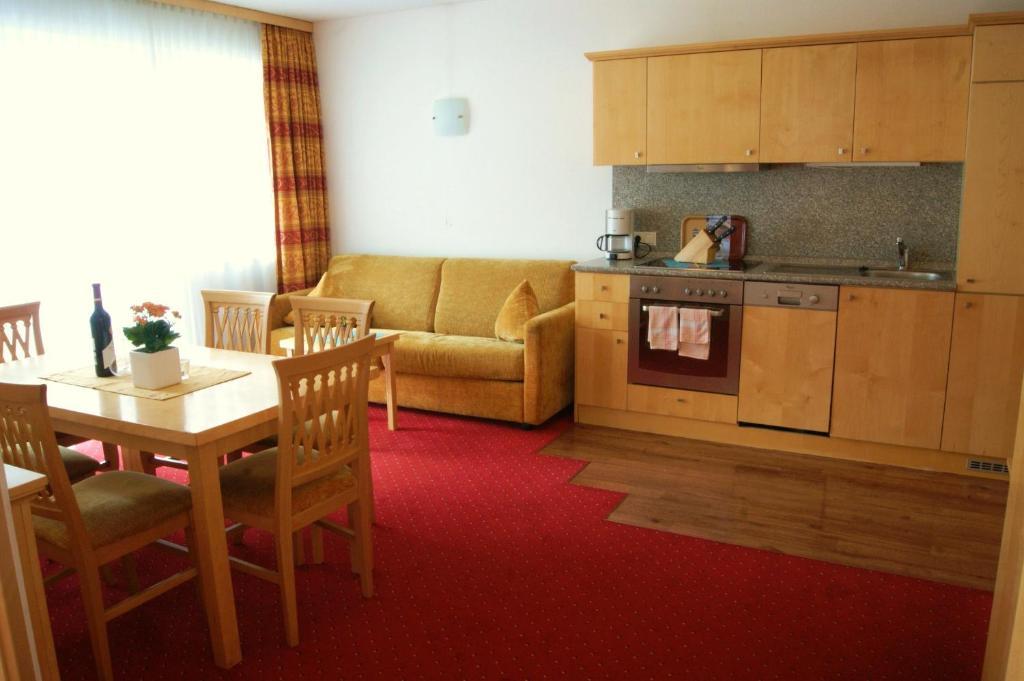 Falkner Appartement Resort Längenfeld Rom bilde